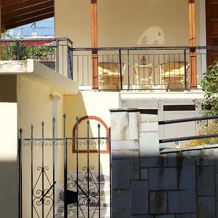 Дом отдыха La Casa D' Irene Айя-Евфимия