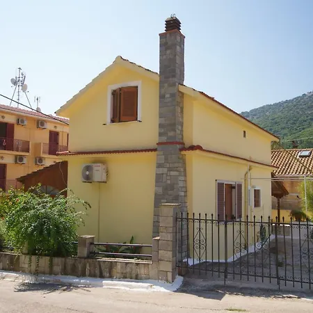 Дом отдыха La Casa D' Irene Айя-Евфимия